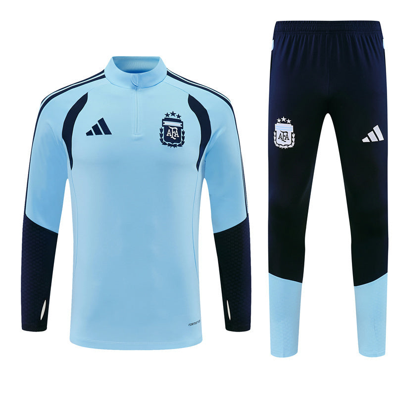 Ensemble survêtement Argentine domicile bleu ciel veste et pantalon – vue complète Qualité PLAYER Premium