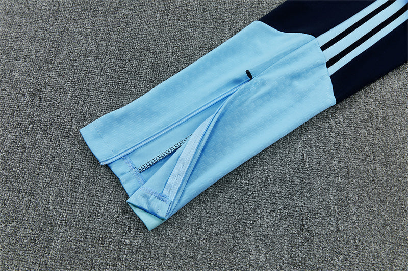 Détail fermeture éclair veste survêtement Argentine domicile bleu ciel – Qualité PLAYER Premium