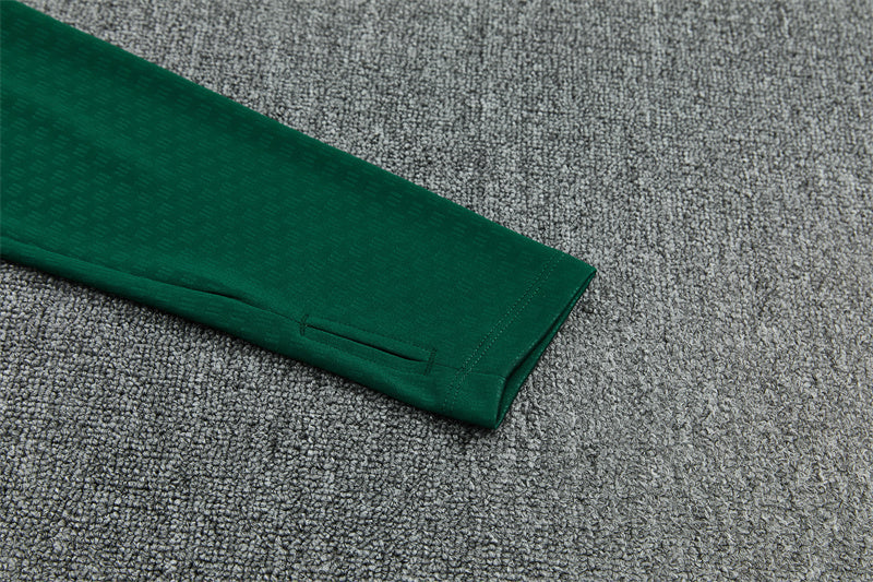 Détail manche verte veste survêtement Italie – polyester respirant Qualité PLAYER Premium