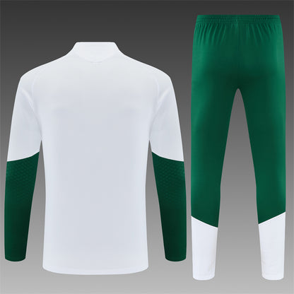 Vue dos ensemble survêtement Italie domicile blanc et vert veste et pantalon – Qualité PLAYER Premium
